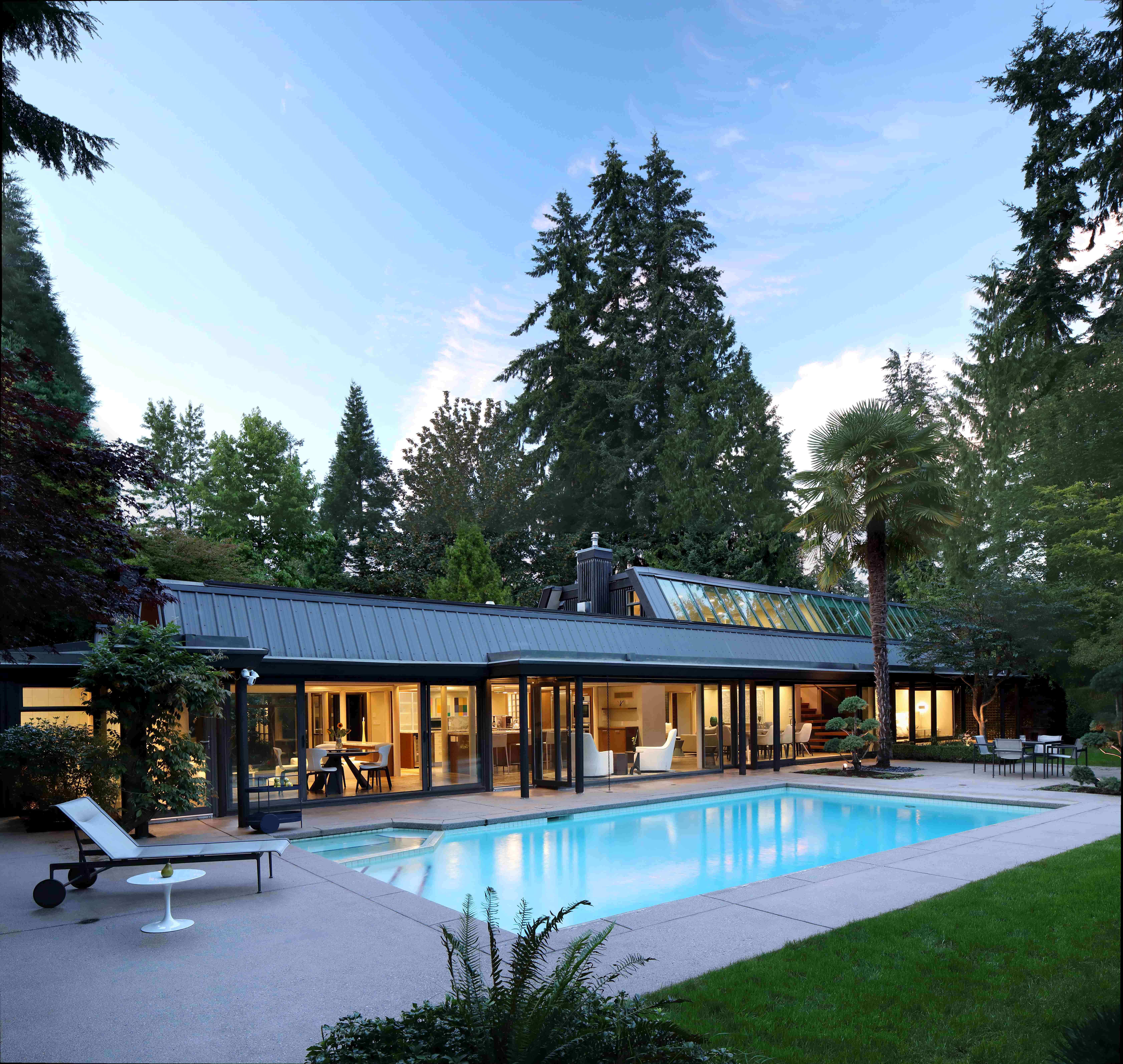 Fuldauer House, photo by Ema Peters